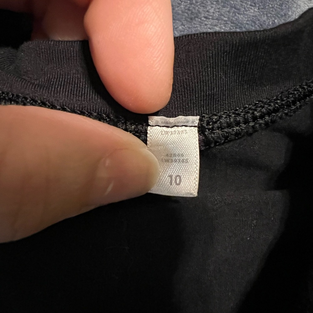 Lululemon Athletica Black Warm Up Crew - Picture 6 of 11